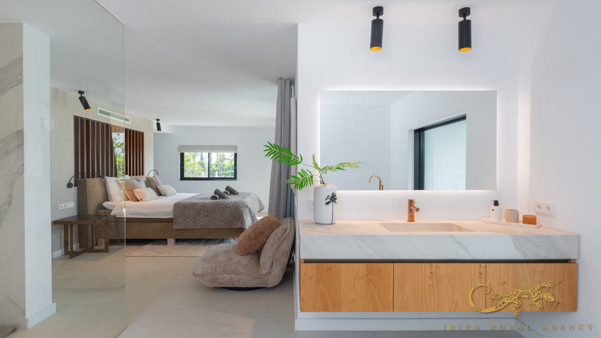 Villa à Jesus, Ibiza, Espagne 5 chambres, 370 m2 No. 130017