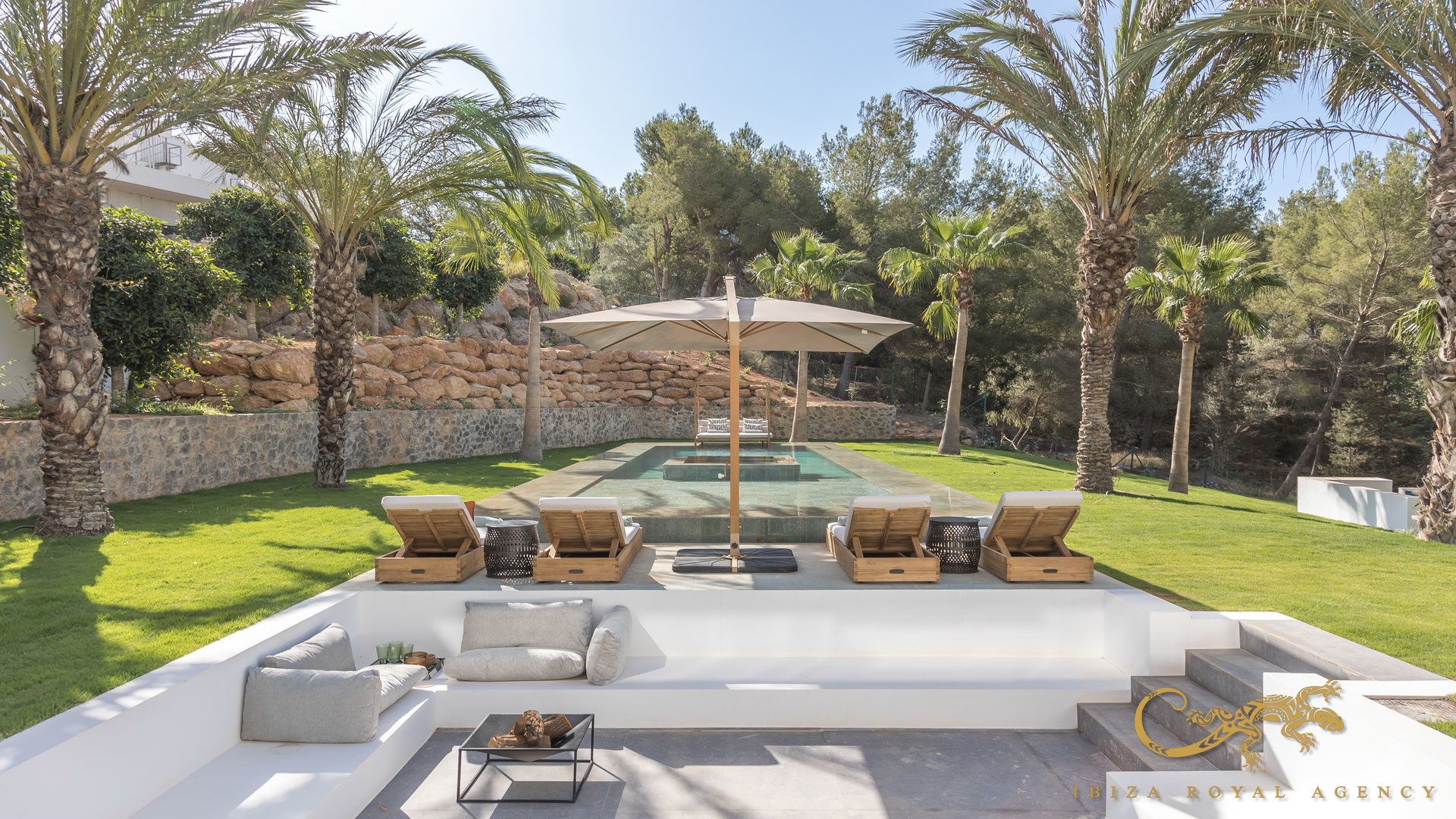 Villa in Can Furnet, Ibiza, Spanien 5 Schlafzimmer, 426 m2 Nr. 130018