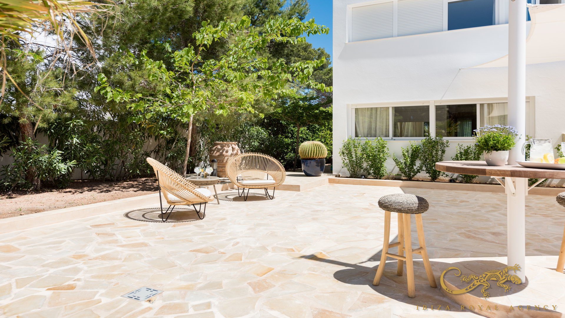 Villa in Cala Vadella, Ibiza, Spain 6 bedrooms, 461 sq.m. No. 130013