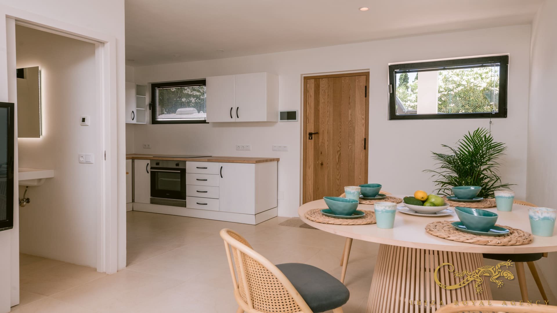 Villa en Jesus, Ibiza, España 5 dormitorios, 450 m2 No. 130012