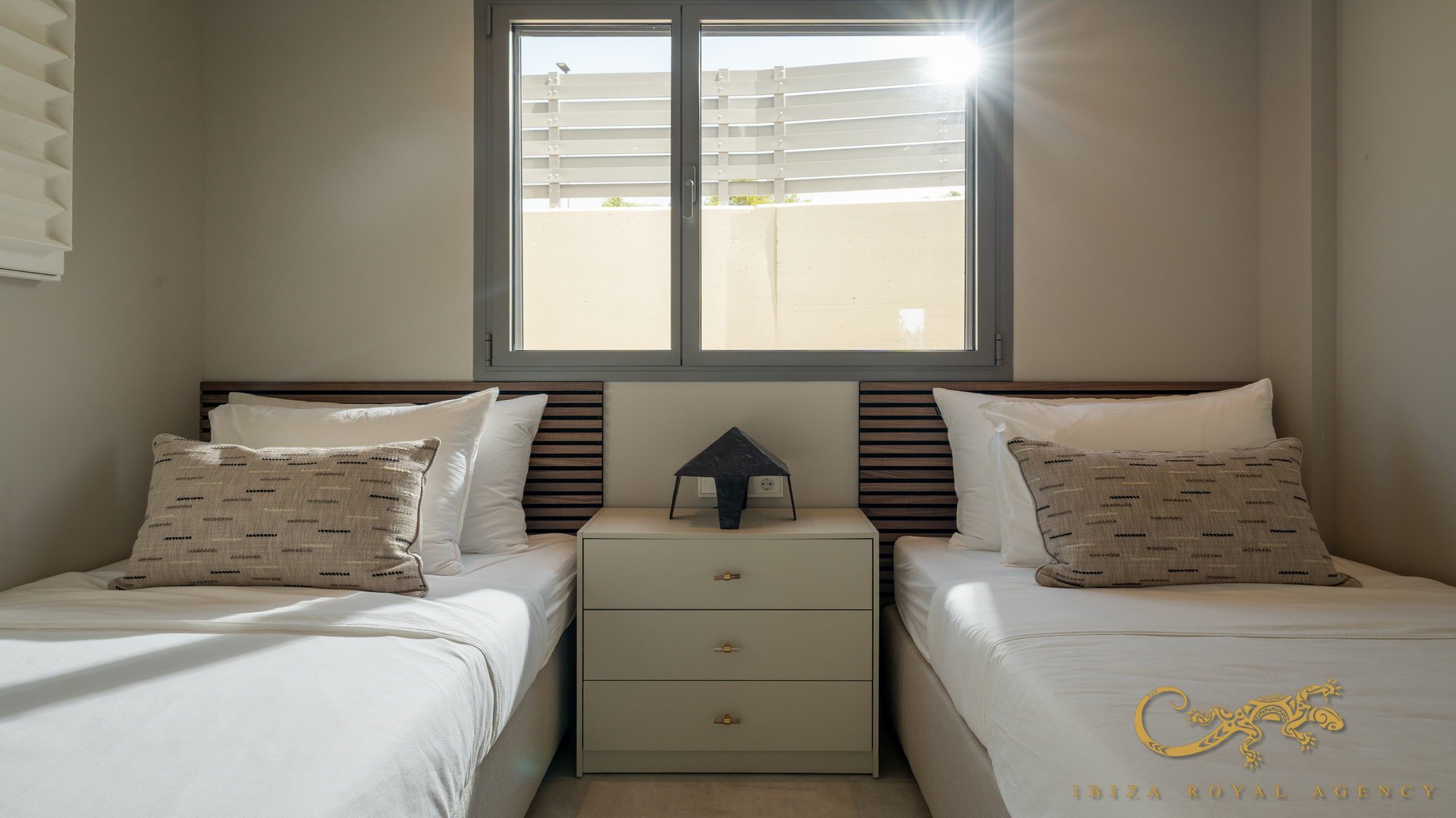 Huoneisto San Antonio De Portmany, Ibiza, Espanja 2 makuuhuonetta, 80 m2 No. 129989