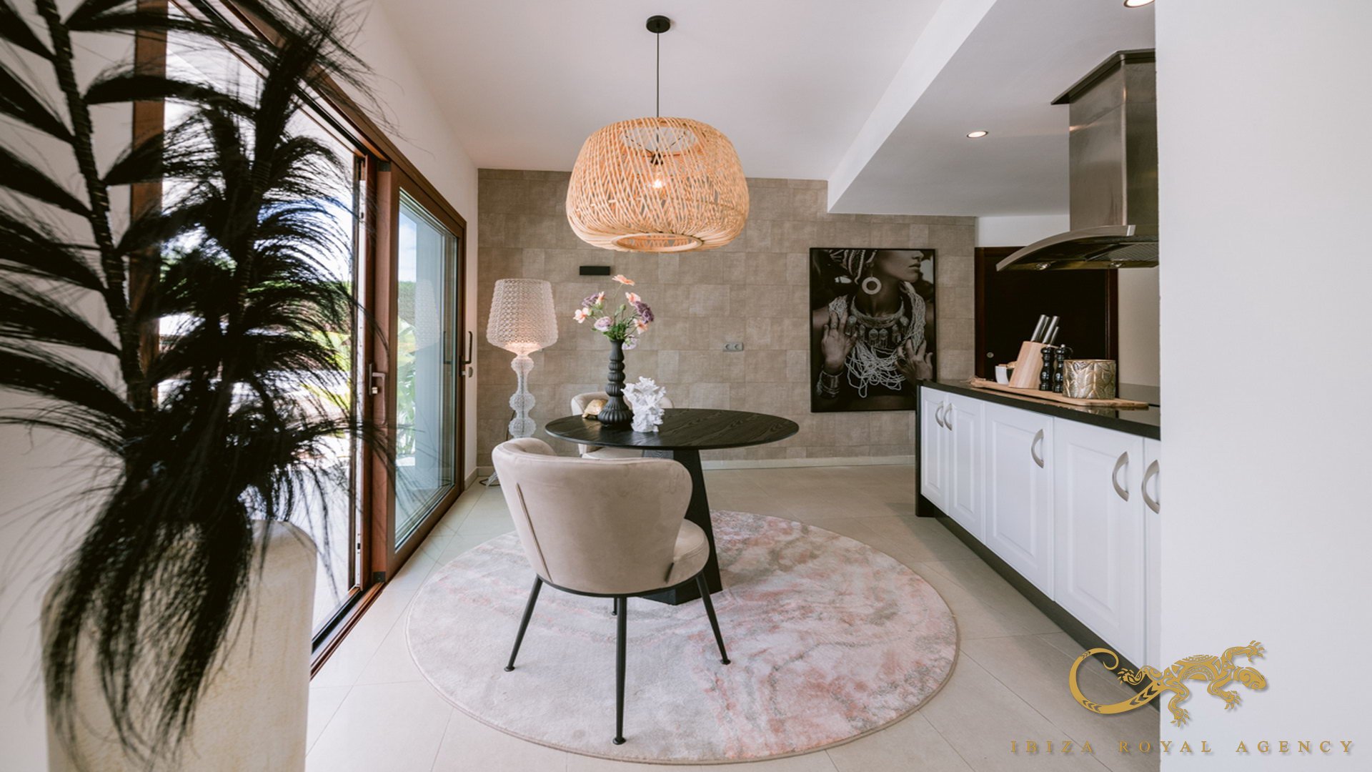 Villa i Sa Carroca, Ibiza, Spanien 4 sovrum, 325 kvm. Nr. 130016