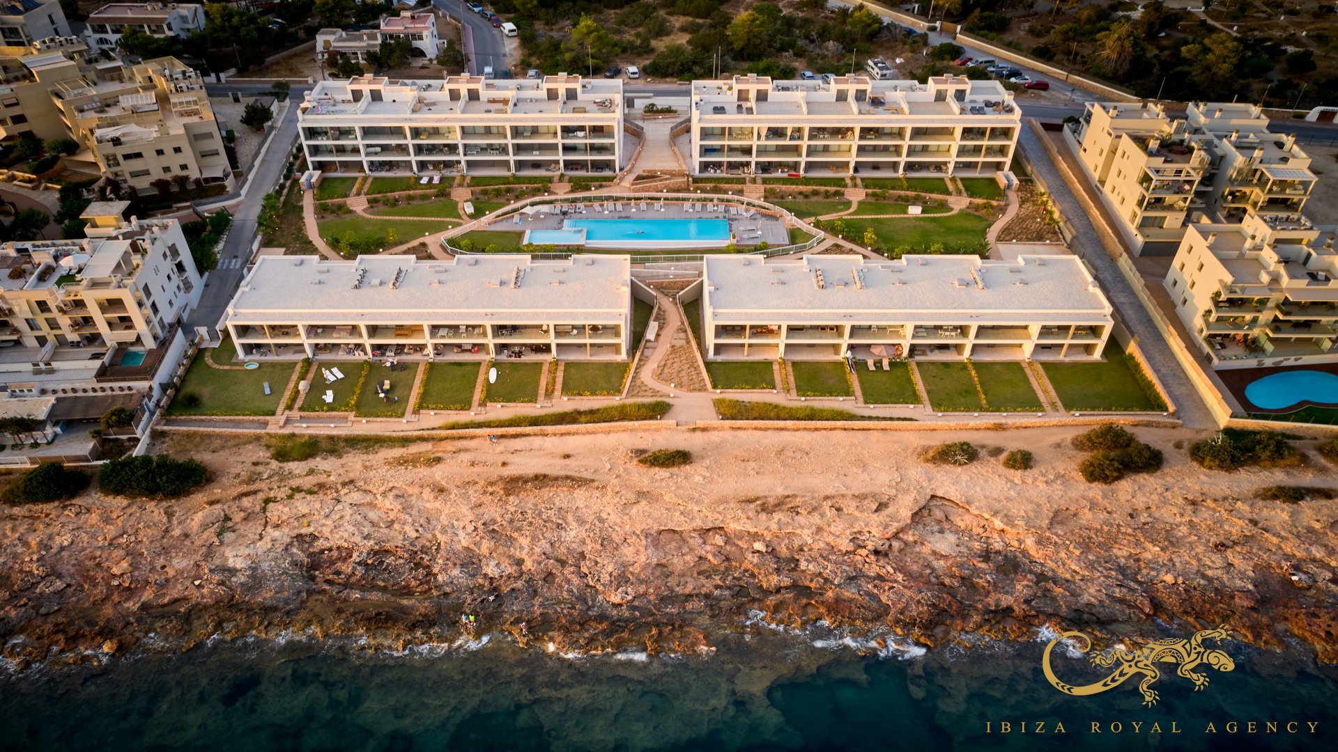 Huoneisto San Antonio De Portmany, Ibiza, Espanja 2 makuuhuonetta, 80 m2 No. 129989