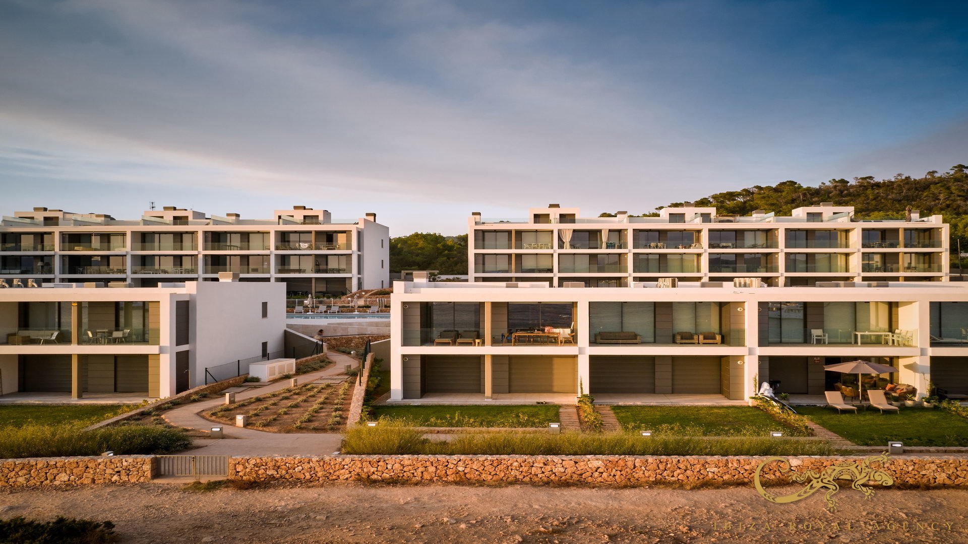 Huoneisto San Antonio De Portmany, Ibiza, Espanja 2 makuuhuonetta, 80 m2 No. 129989