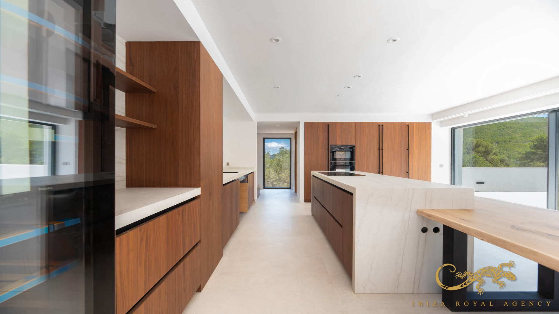Villa in Roca Llisa, Ibiza, Spain 4 bedrooms, 498 sq.m. No. 130027