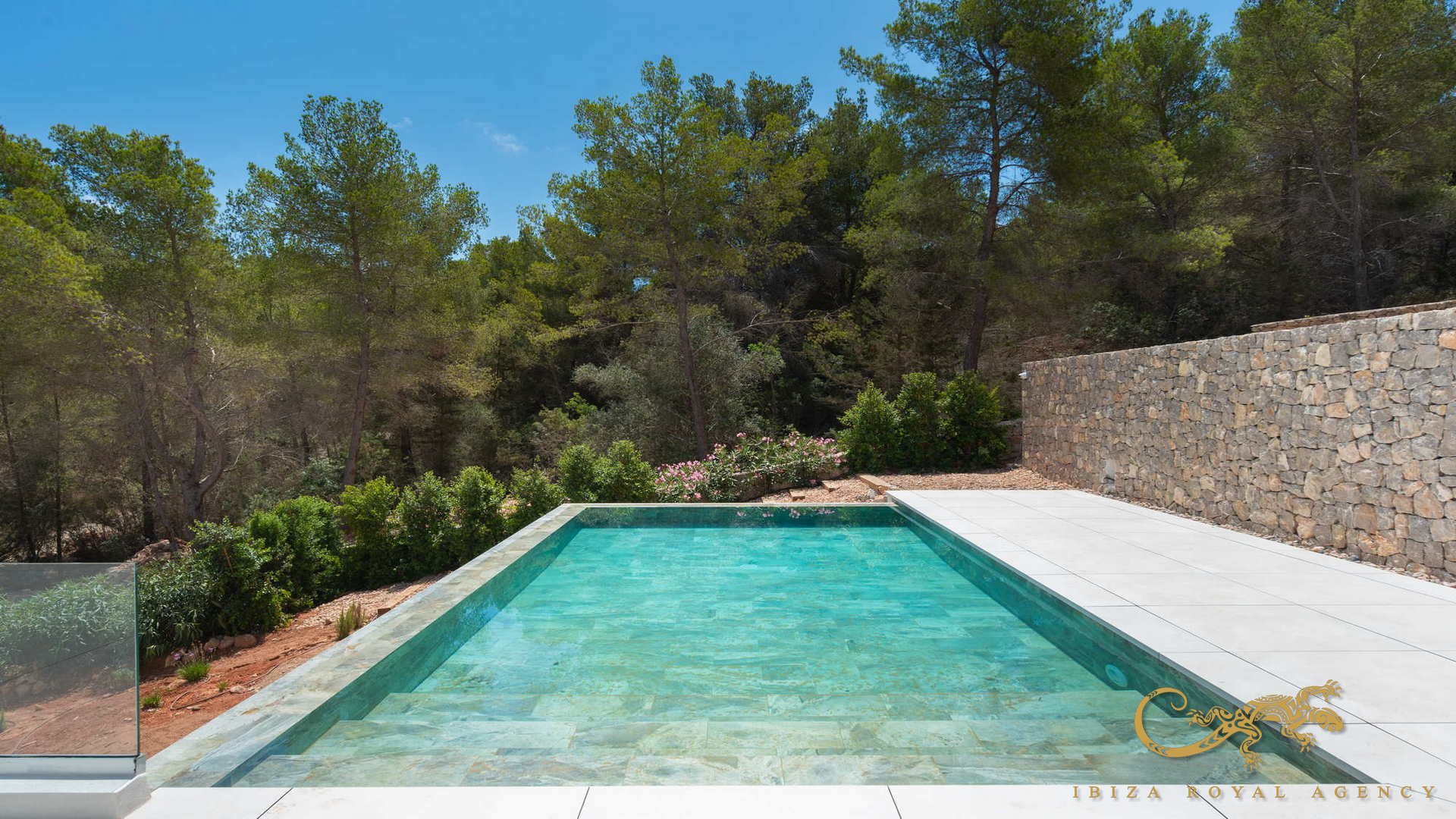 Villa in Roca Llisa, Ibiza, Spain 4 bedrooms, 498 sq.m. No. 130027