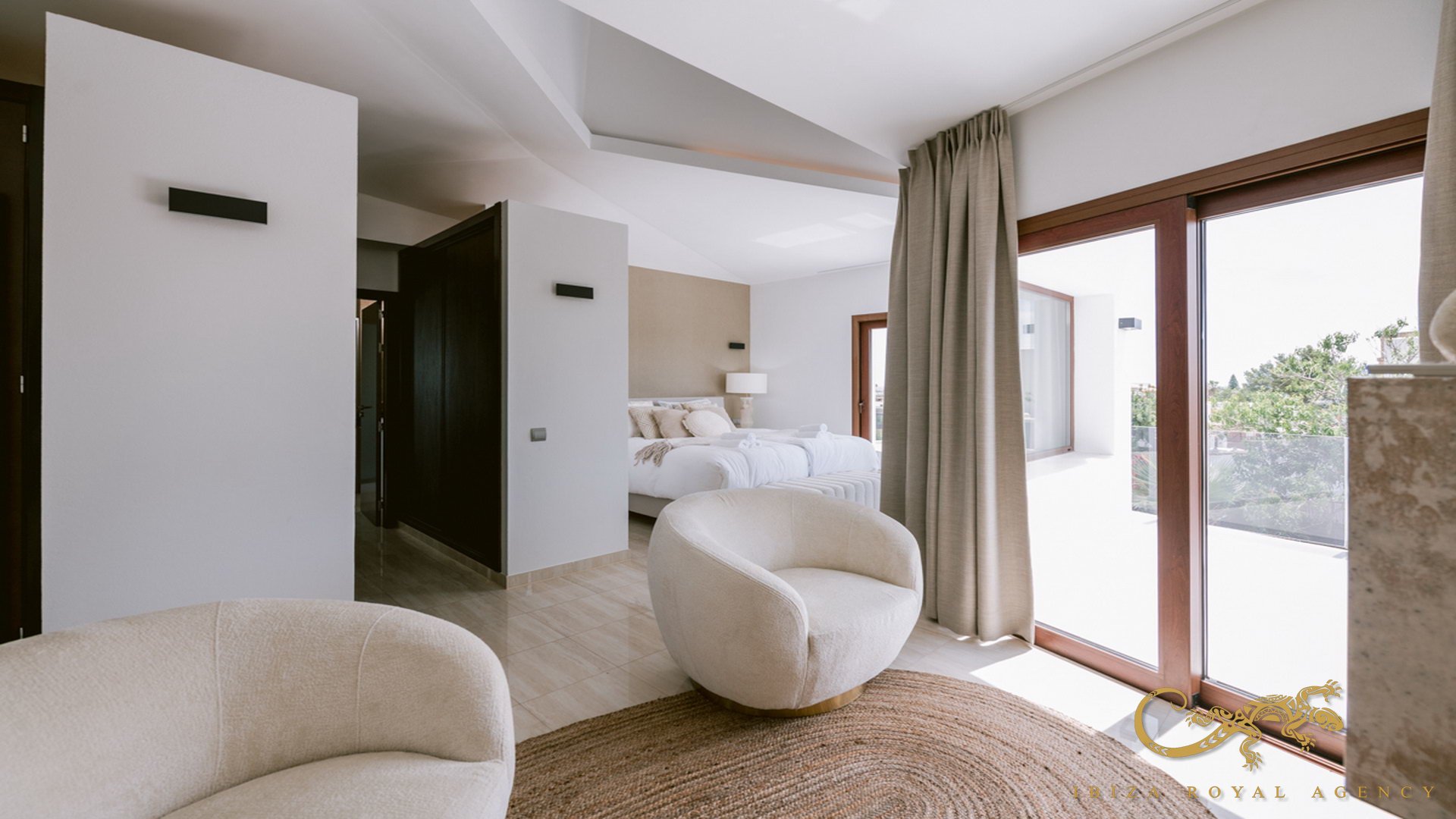 Villa i Sa Carroca, Ibiza, Spanien 4 sovrum, 325 kvm. Nr. 130016