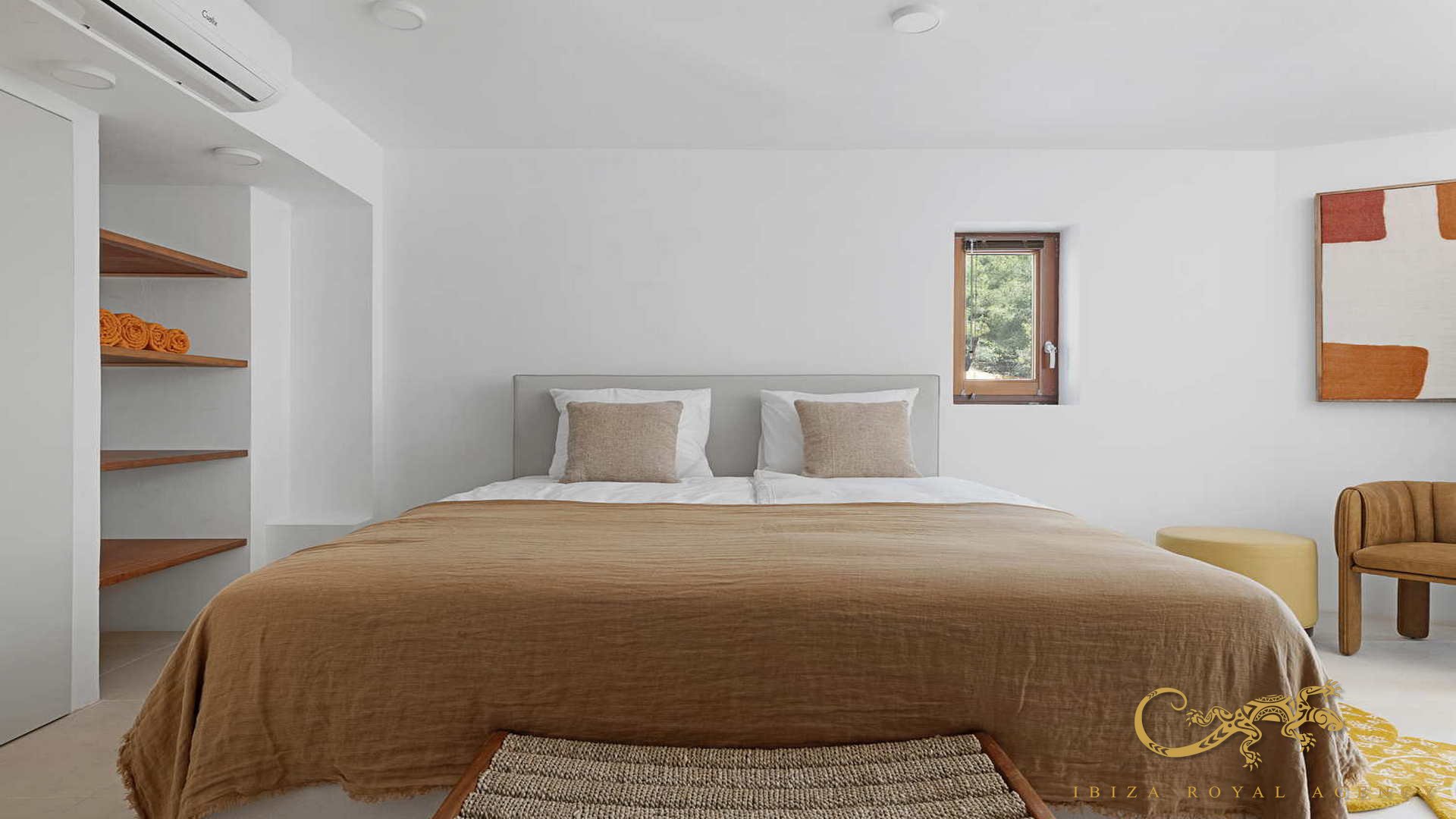 Villa a Can Furnet, Ibiza, Spagna 6 camere da letto, 387 mq. N° 130019