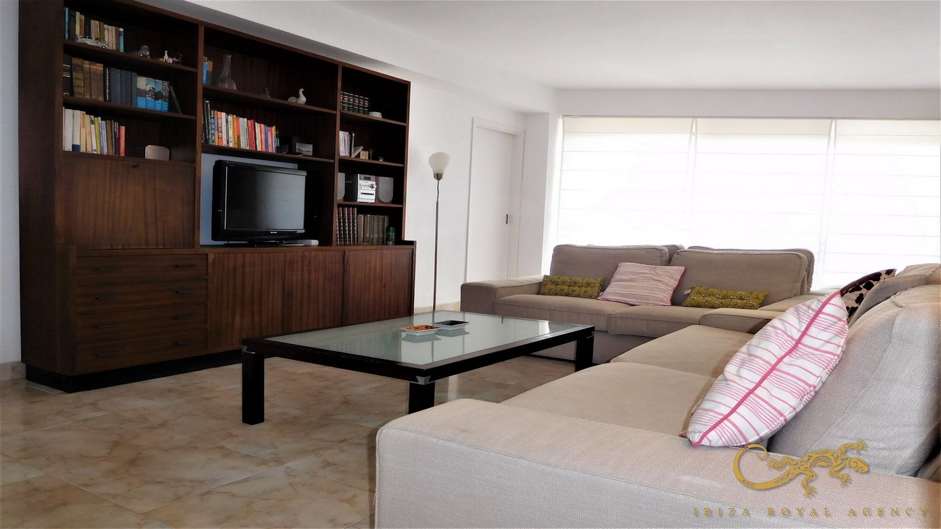 Apartamento en Ibiza ciudad, Ibiza, España 3 dormitorios, 107 m2 No. 129988