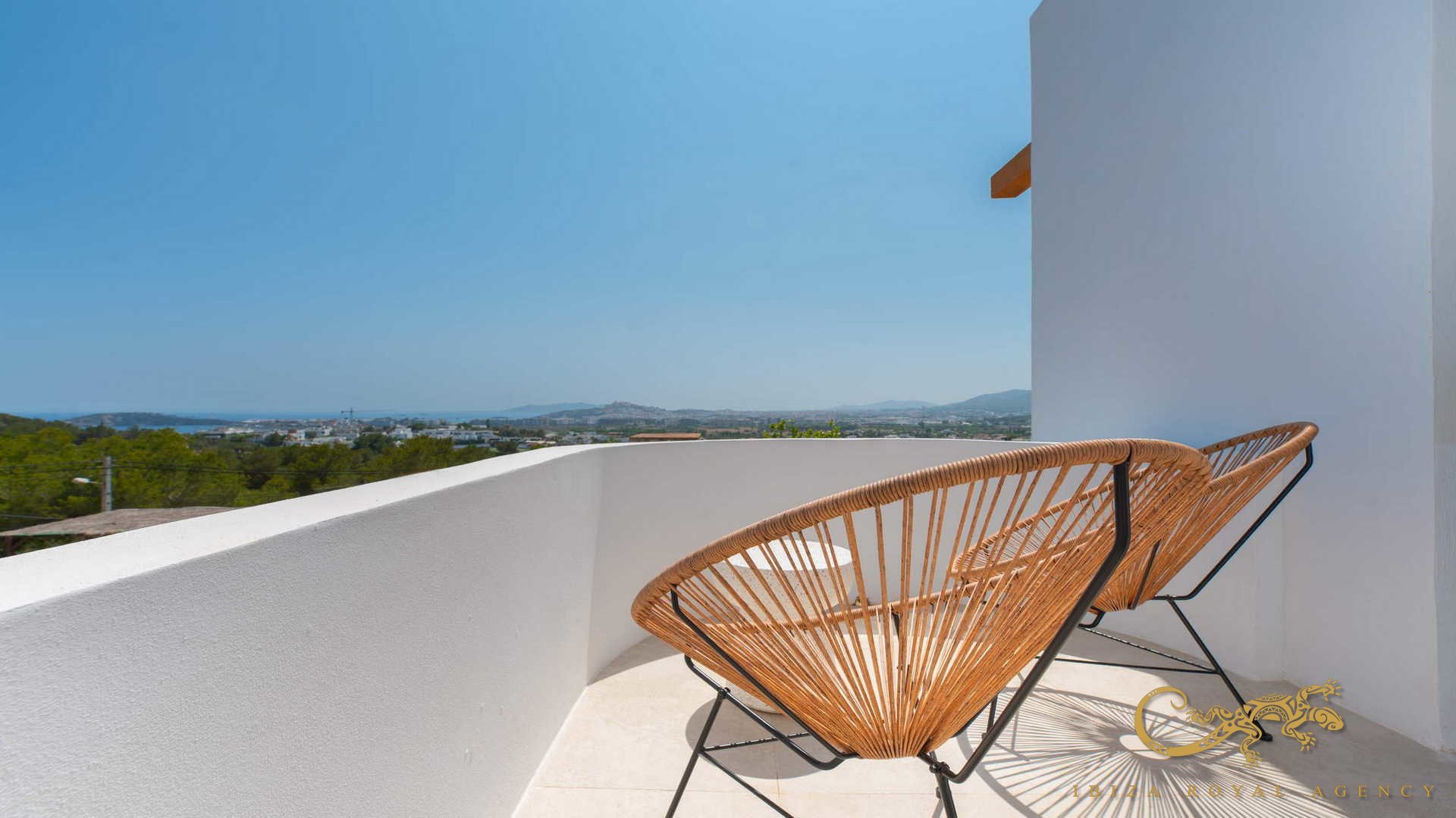 Villa i Cap Martinet, Ibiza, Spanien 5 sovrum, 415 kvm. Nr. 130030
