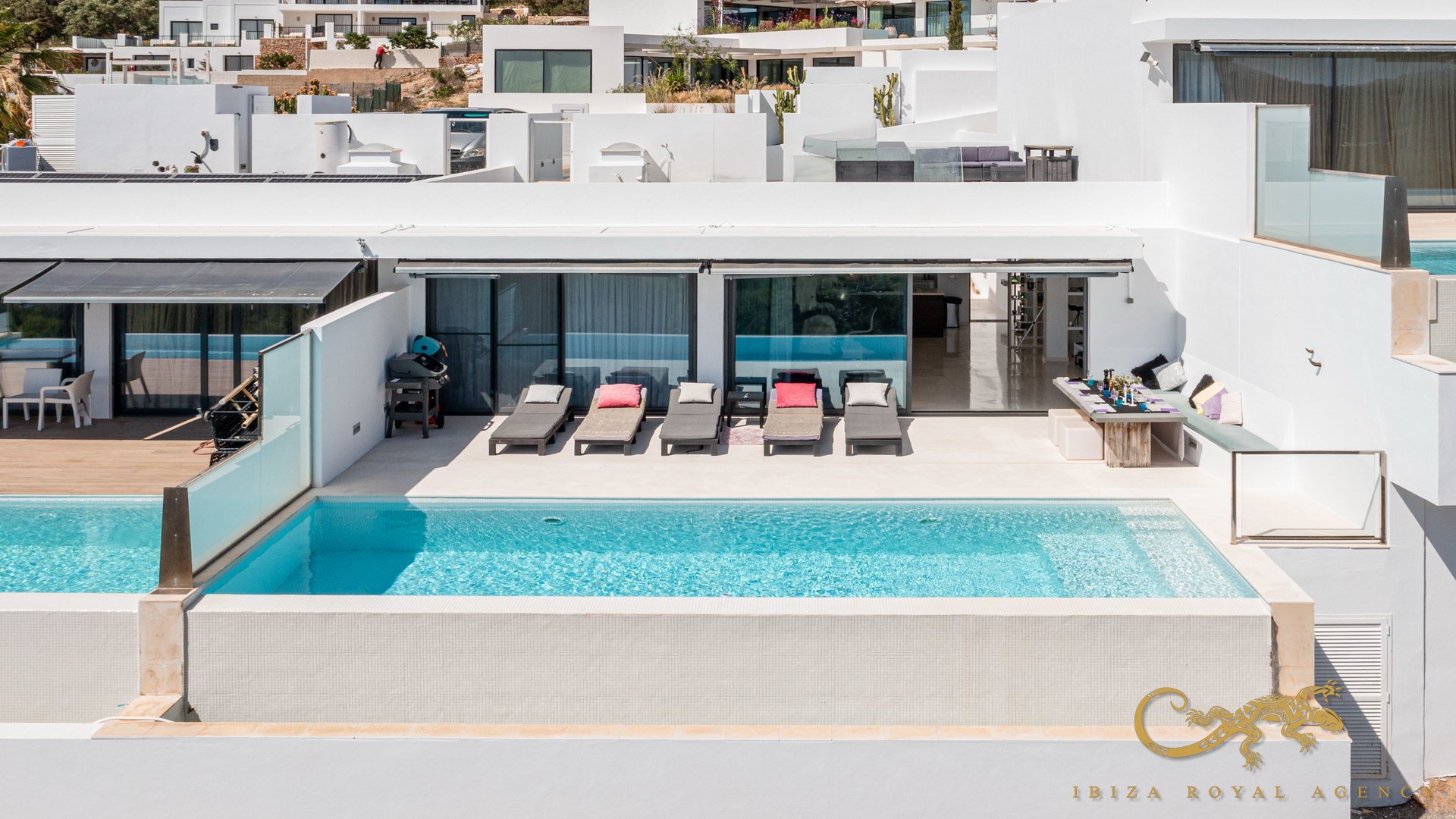 Talo Cala Carbo, Ibiza, Espanja 3 makuuhuonetta, 186 m2 No. 130023