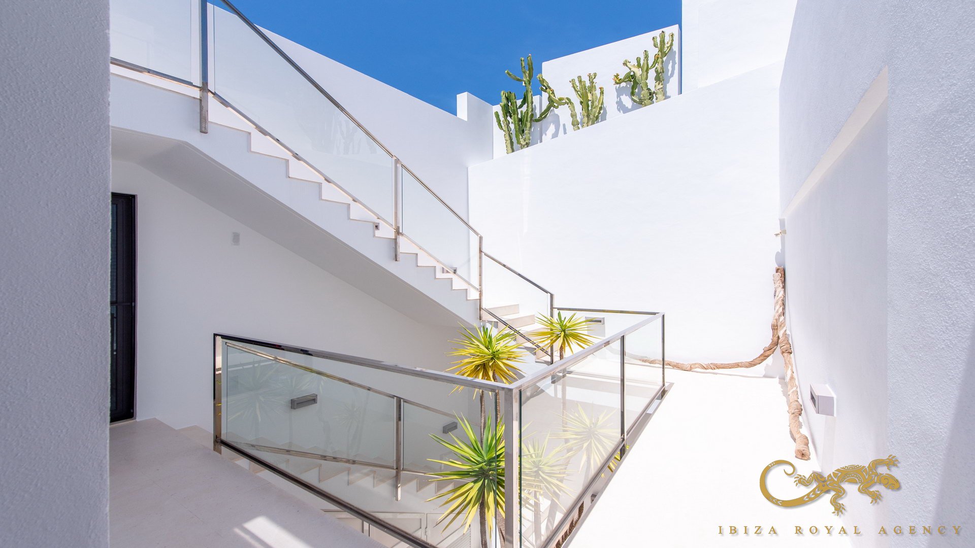 Talo Cala Carbo, Ibiza, Espanja 3 makuuhuonetta, 186 m2 No. 130023