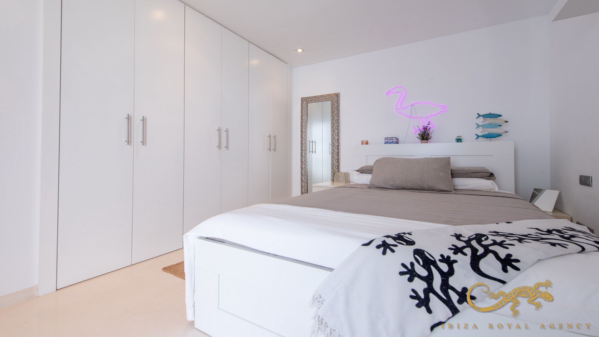 Talo Cala Carbo, Ibiza, Espanja 3 makuuhuonetta, 186 m2 No. 130023