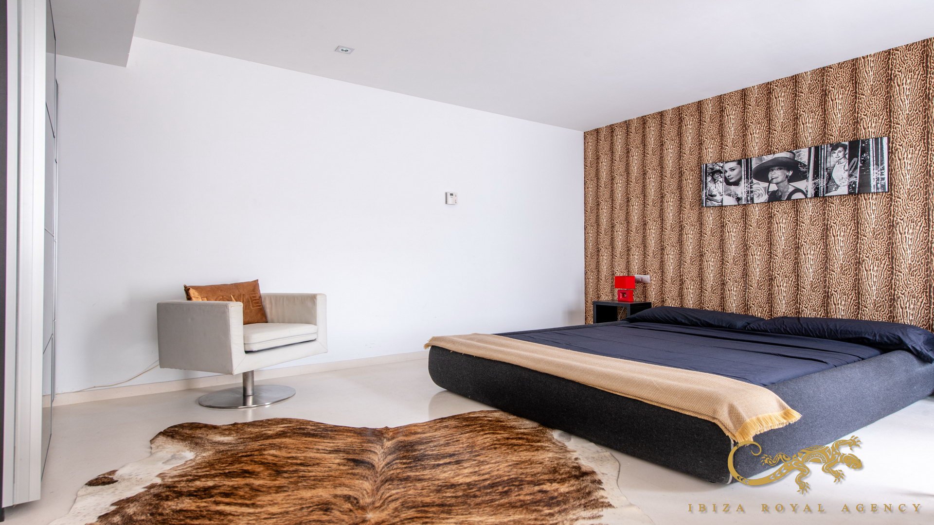 Talo Cala Carbo, Ibiza, Espanja 3 makuuhuonetta, 186 m2 No. 130023