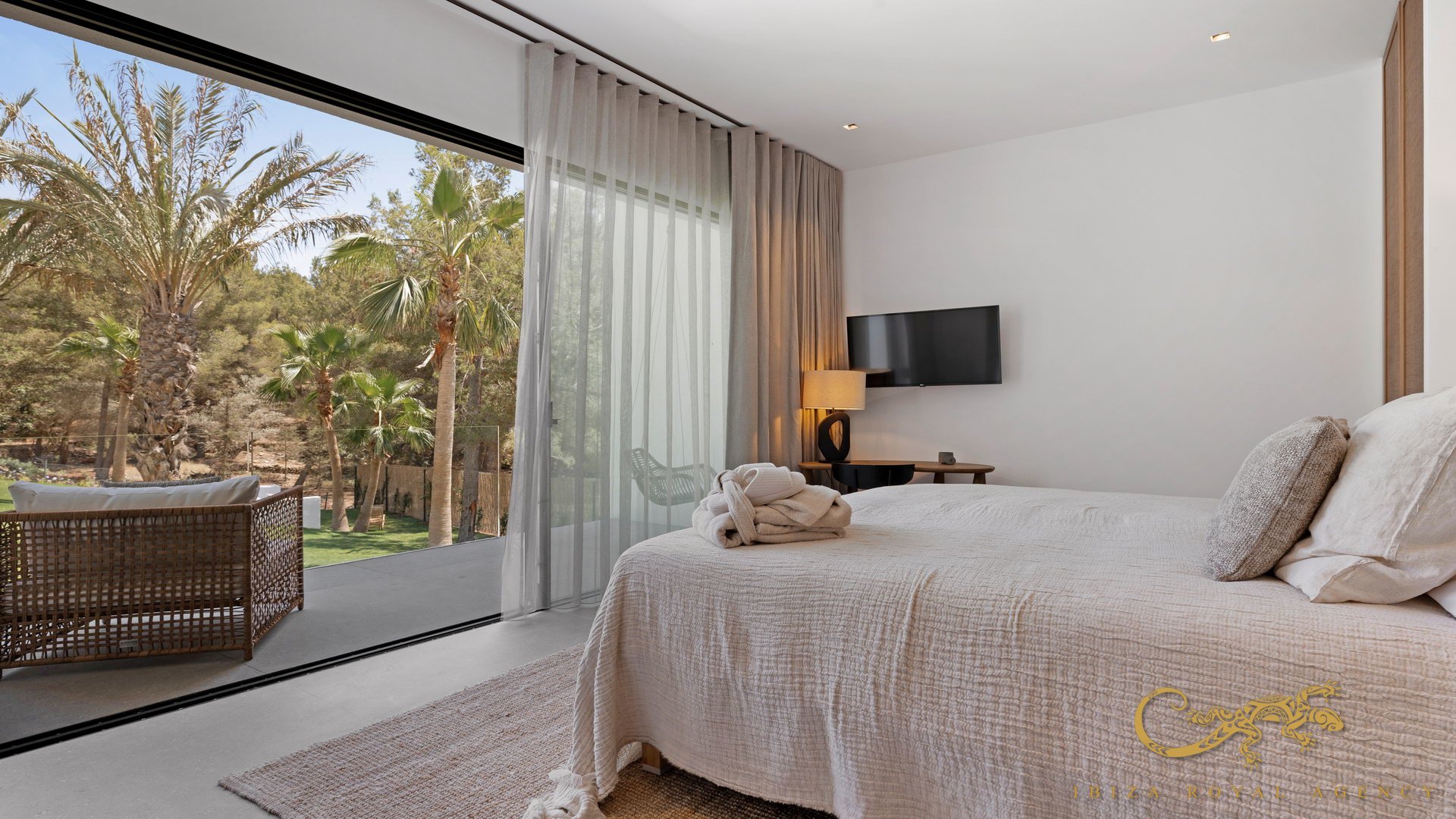 Villa in Can Furnet, Ibiza, Spanien 5 Schlafzimmer, 426 m2 Nr. 130018