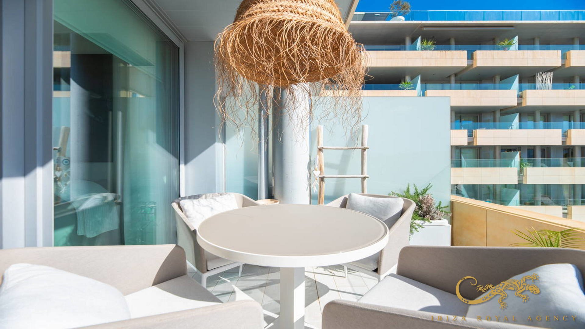 Huoneisto Ibiza town, Ibiza, Espanja 2 makuuhuonetta, 82 m2 No. 129994