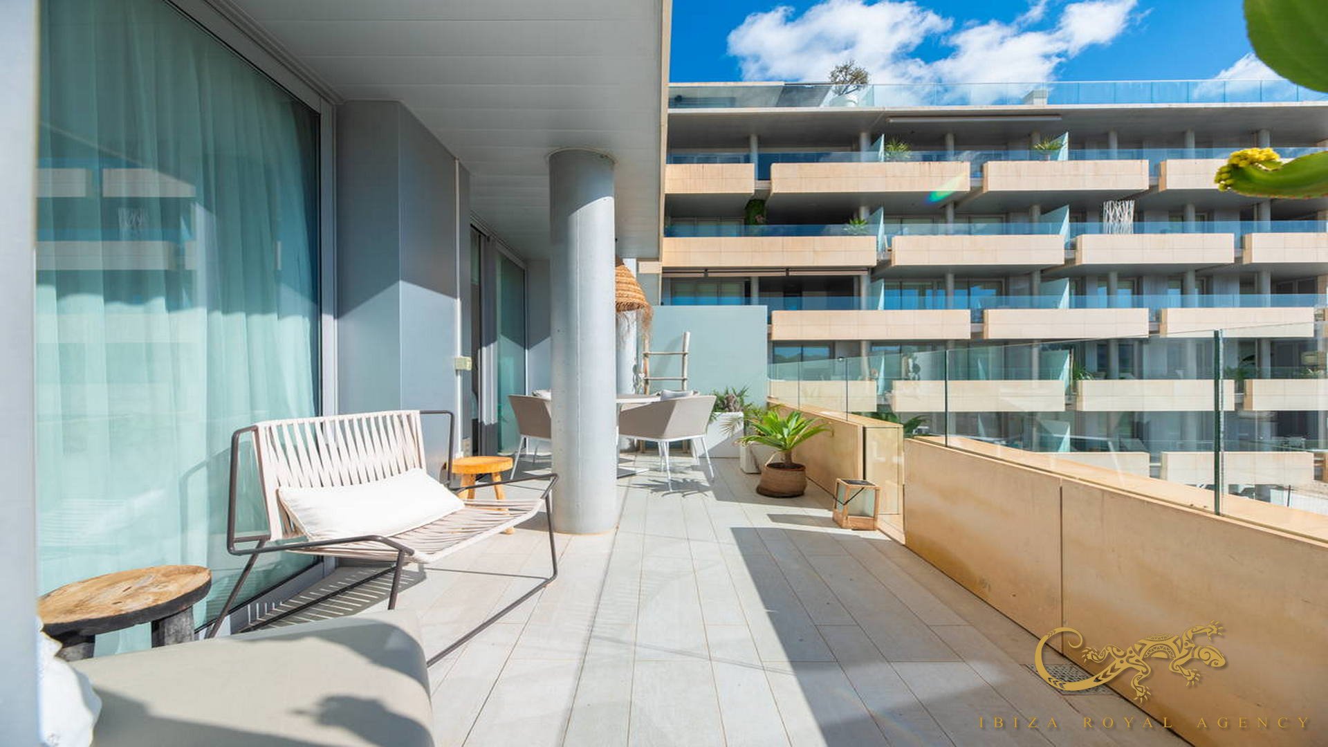 Huoneisto Ibiza town, Ibiza, Espanja 2 makuuhuonetta, 82 m2 No. 129994