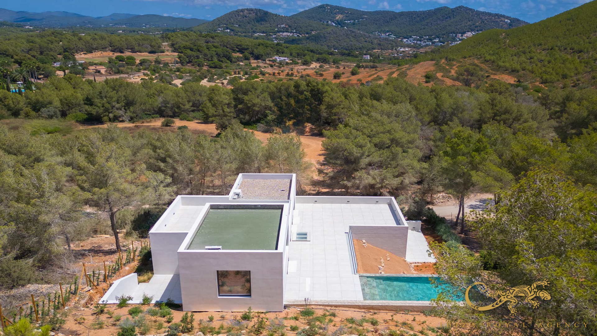 Villa in Roca Llisa, Ibiza, Spain 4 bedrooms, 498 sq.m. No. 130027