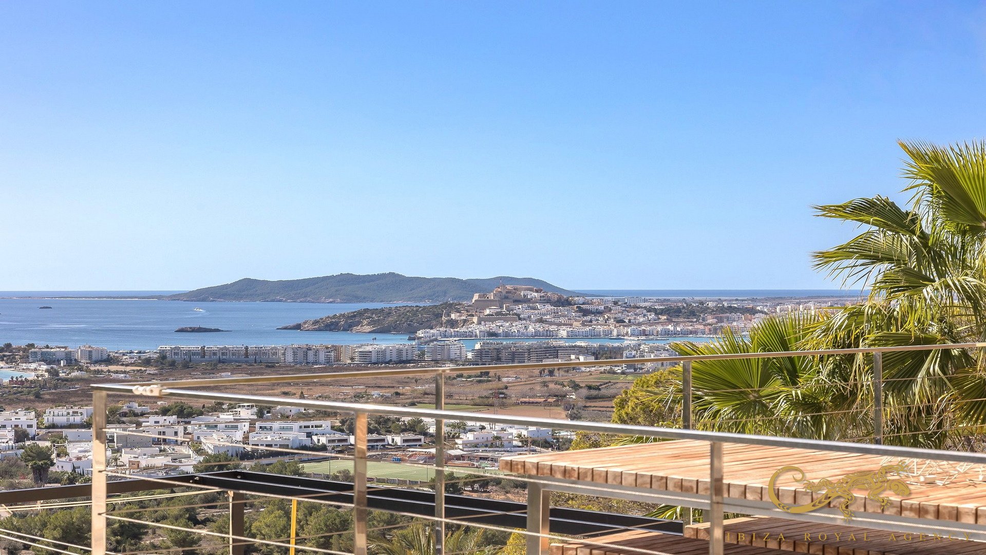 Immobilie in Jesus, Ibiza, Spanien 6 Schlafzimmer, 461 m2 Nr. 130028