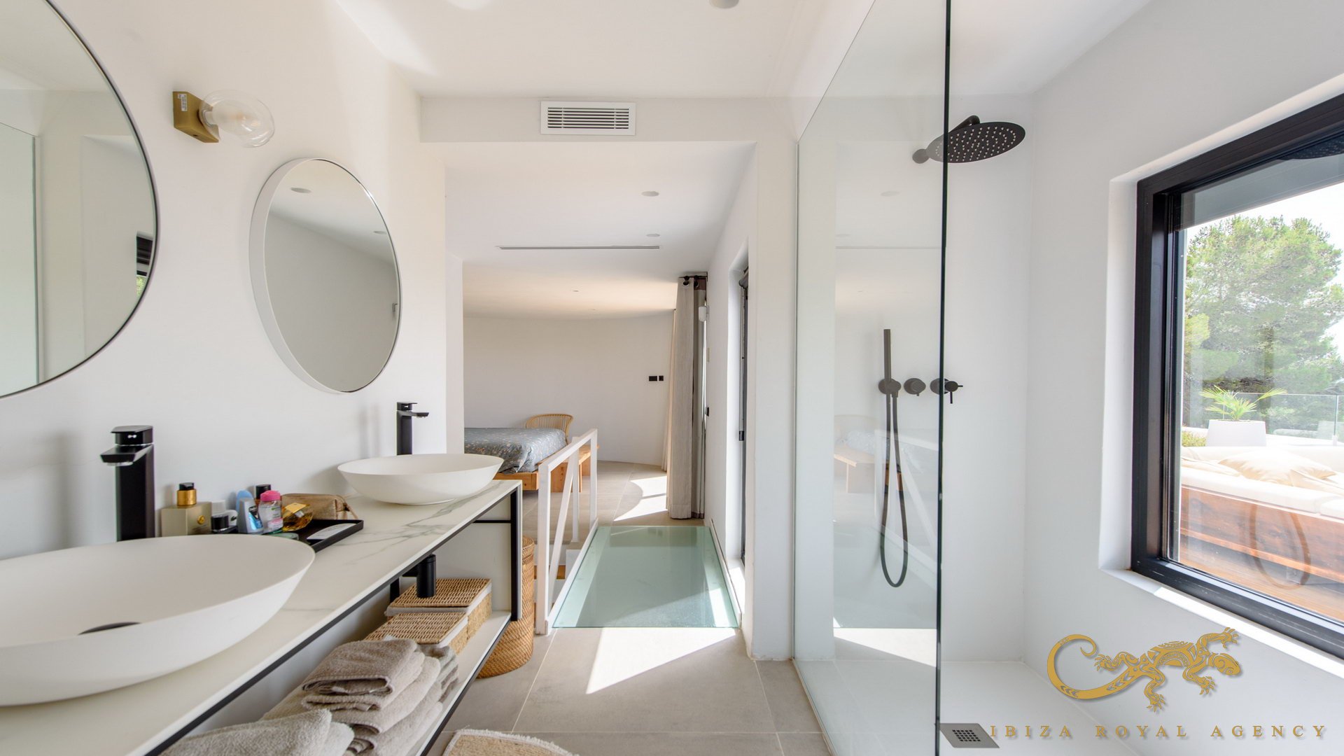 Huvila Es Cubells, Ibiza, Espanja 6 makuuhuonetta, 365 m2 No. 130008