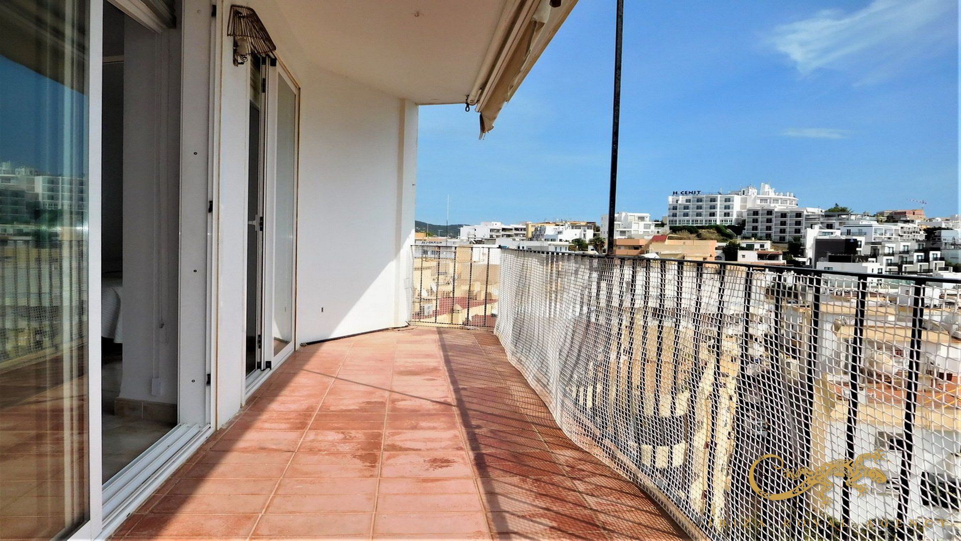 Apartamento en Ibiza ciudad, Ibiza, España 3 dormitorios, 107 m2 No. 129988
