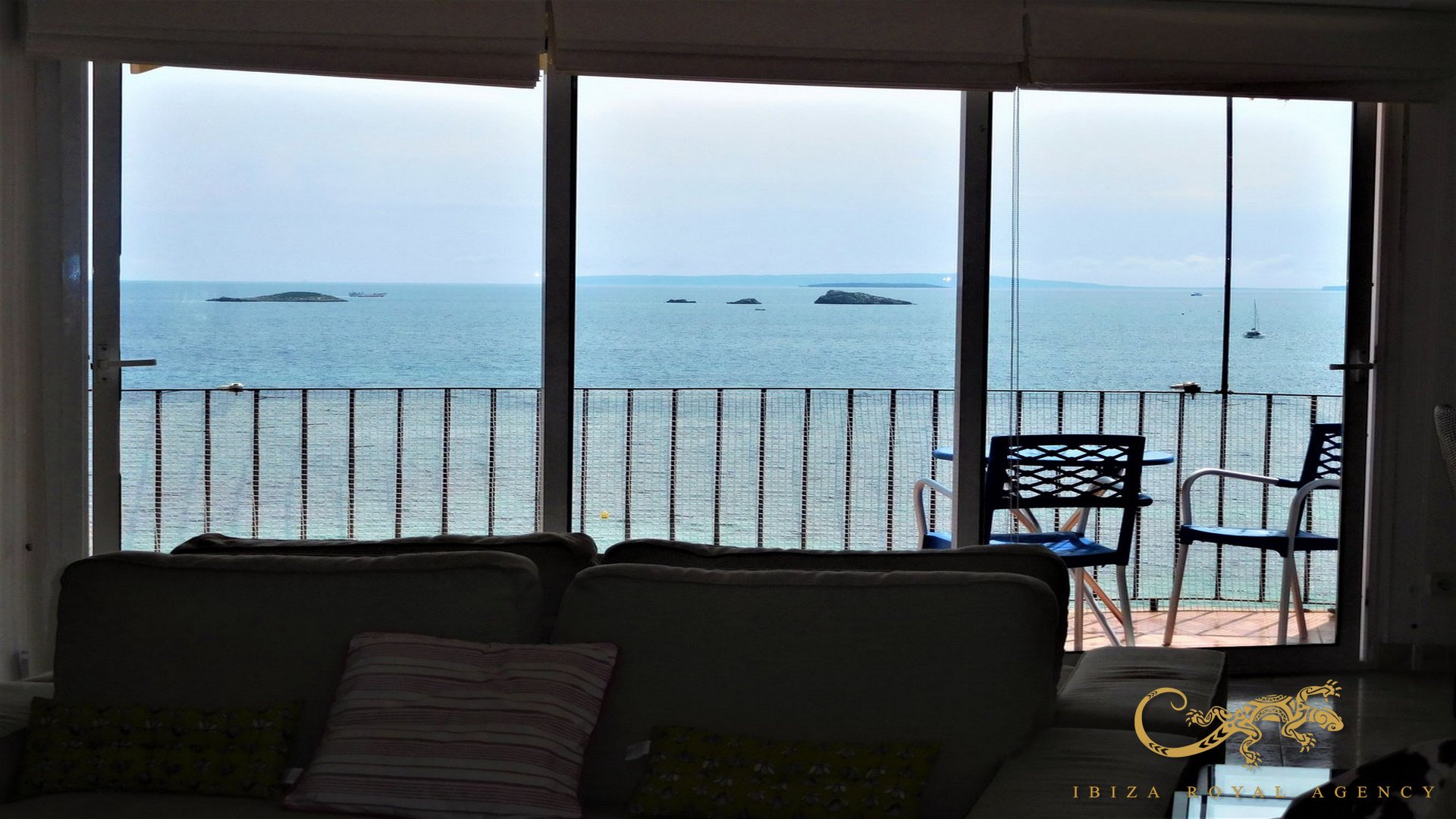 Apartamento en Ibiza ciudad, Ibiza, España 3 dormitorios, 107 m2 No. 129988