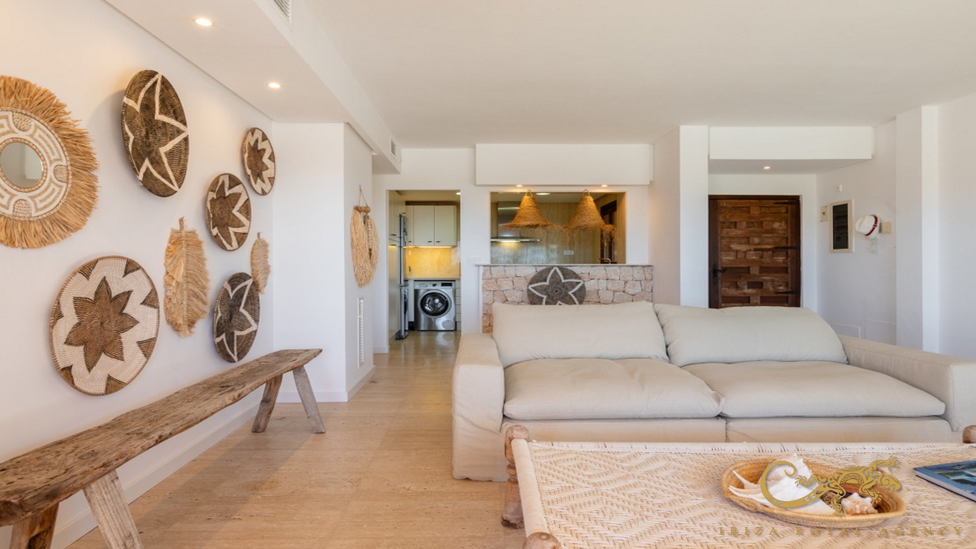 Lägenhet i Cala Carbo, Ibiza, Spanien 2 sovrum, 93 kvm. Nr. 129991