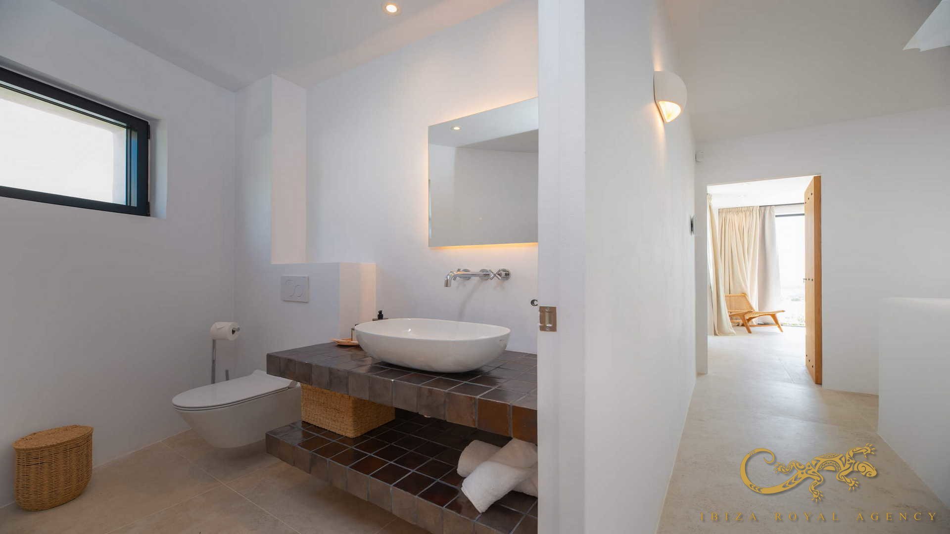 Villa i Cap Martinet, Ibiza, Spanien 5 sovrum, 415 kvm. Nr. 130030