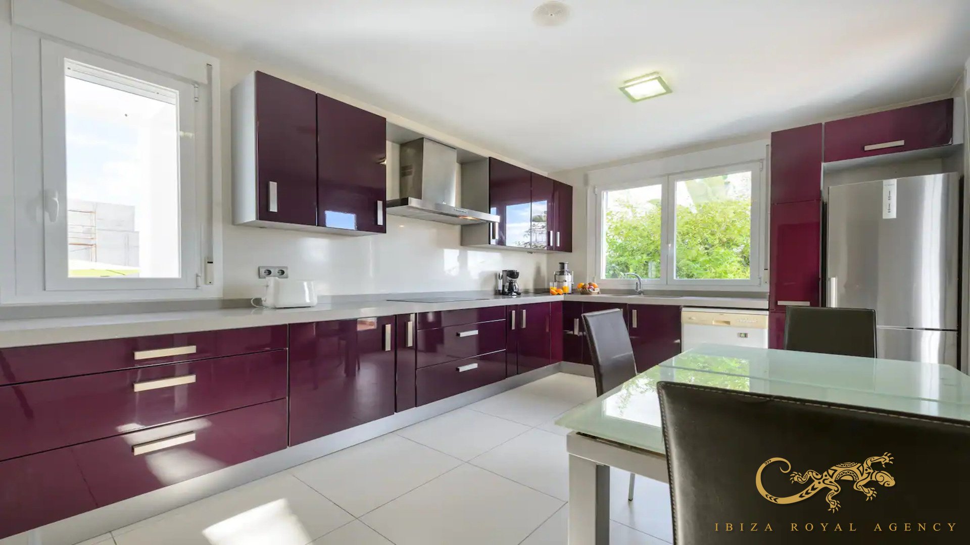 Villa in Jesus, Ibiza, Spain 5 bedrooms, 400 sq.m. No. 130024