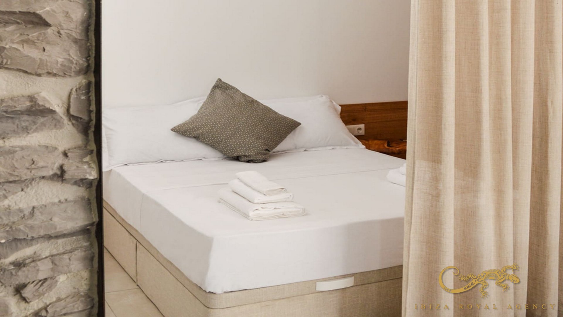 Dzīvoklis Cala Vadella, Ibiza, Spānijā 13 istabas, 625 m2 Nr. 129908