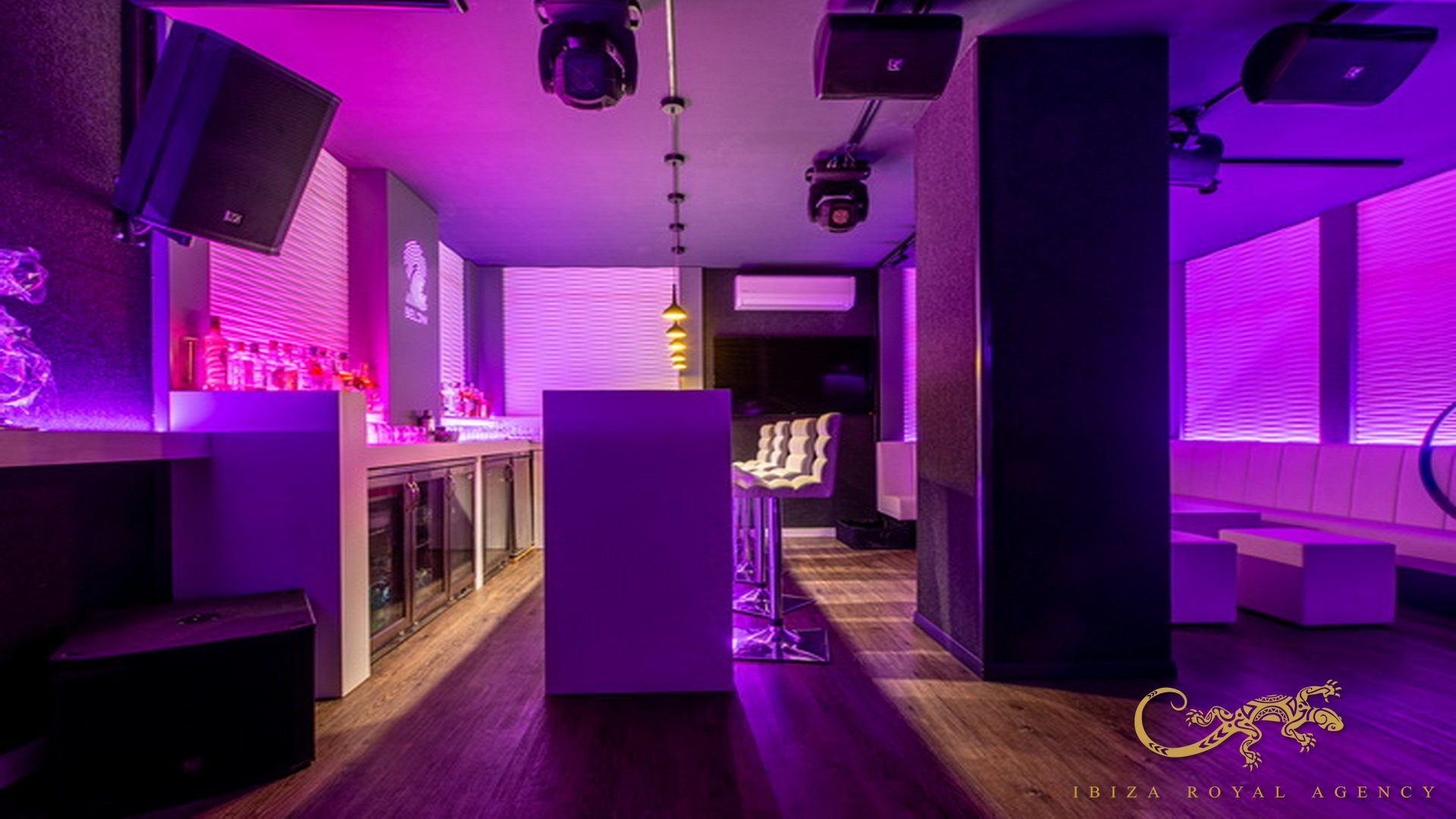 Talo Cala Carbo, Ibiza, Espanja 3 makuuhuonetta, 186 m2 No. 130023