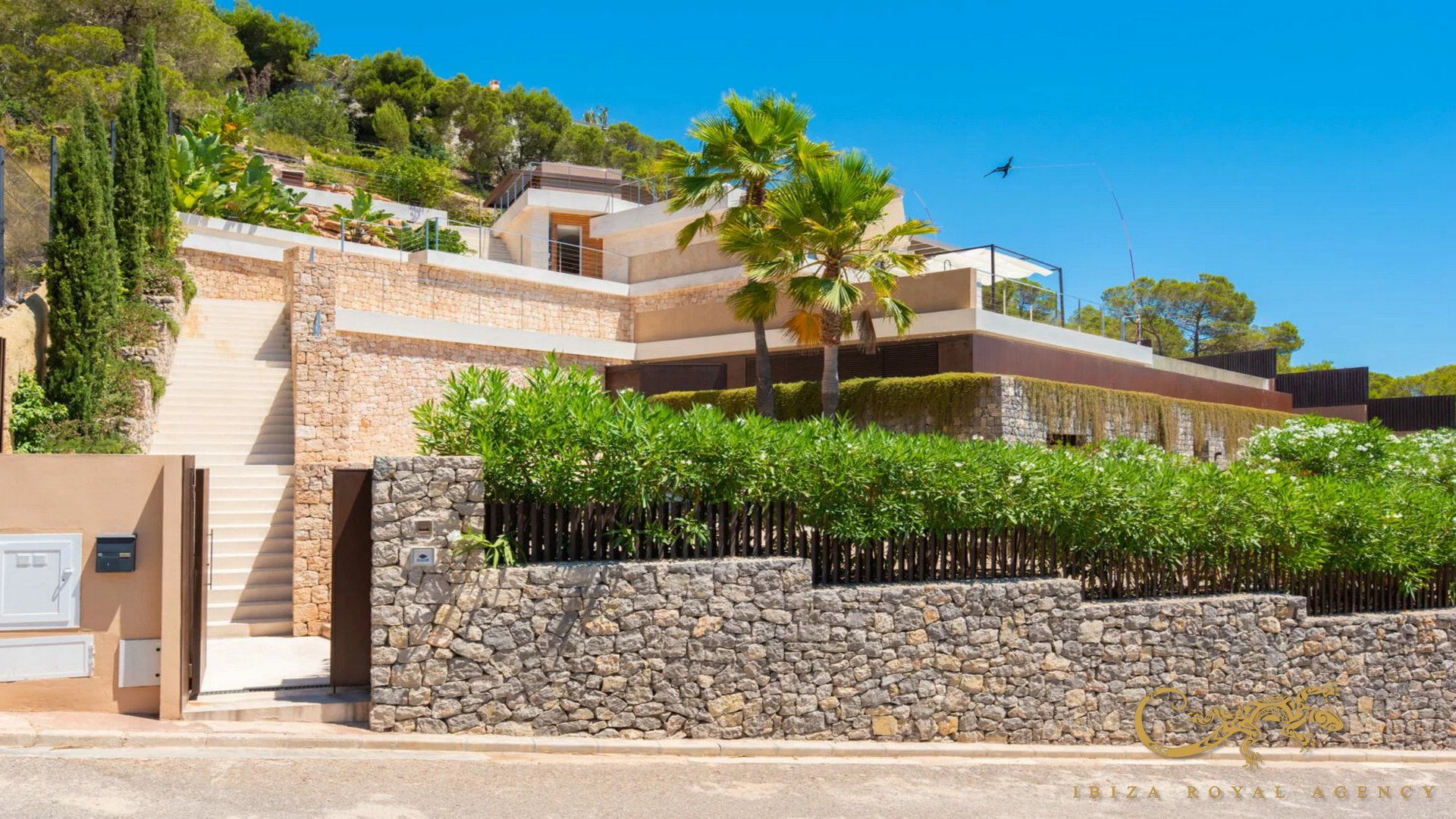 Immobilie in Jesus, Ibiza, Spanien 6 Schlafzimmer, 461 m2 Nr. 130028