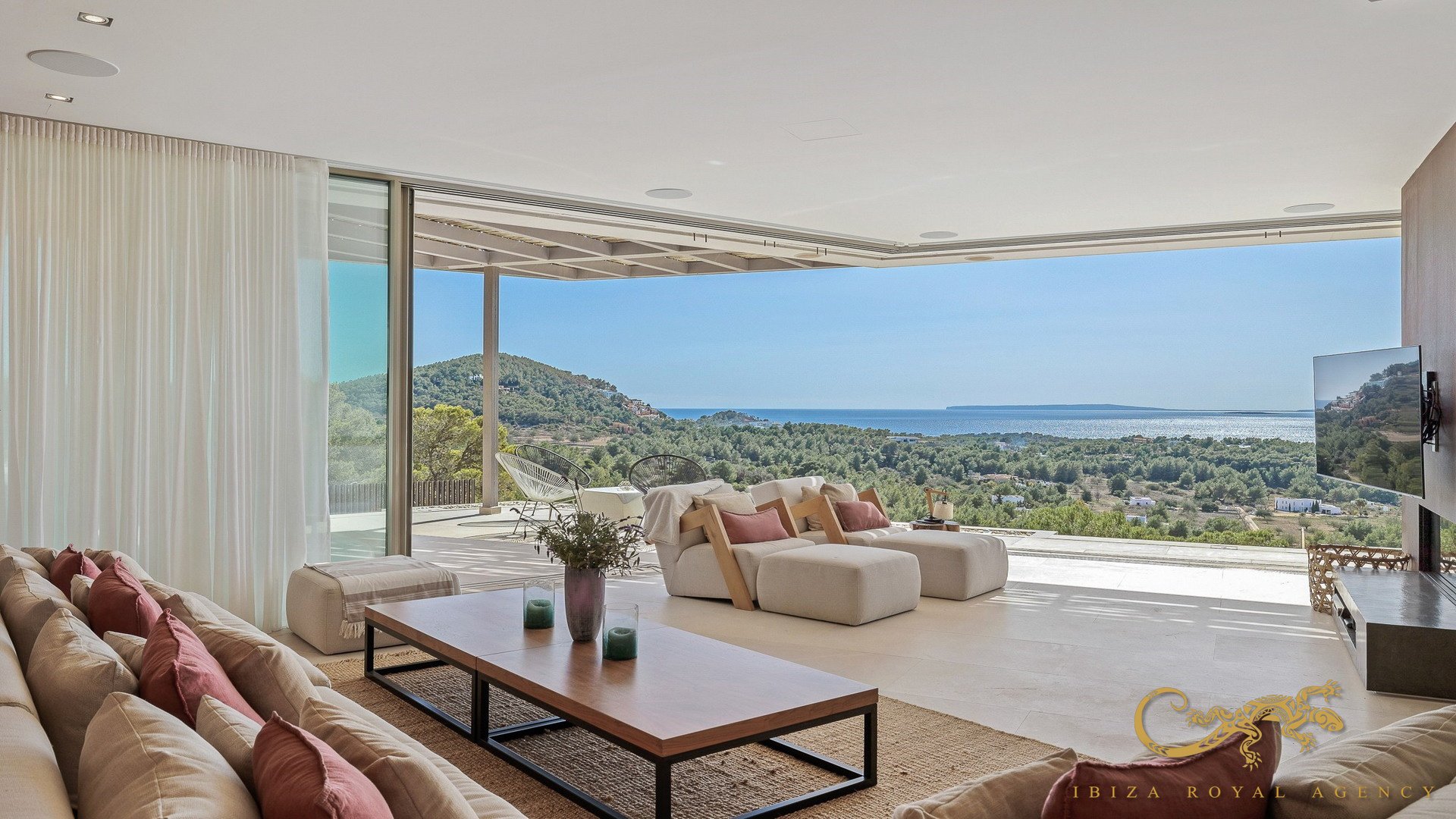 Immobilie in Jesus, Ibiza, Spanien 6 Schlafzimmer, 461 m2 Nr. 130028