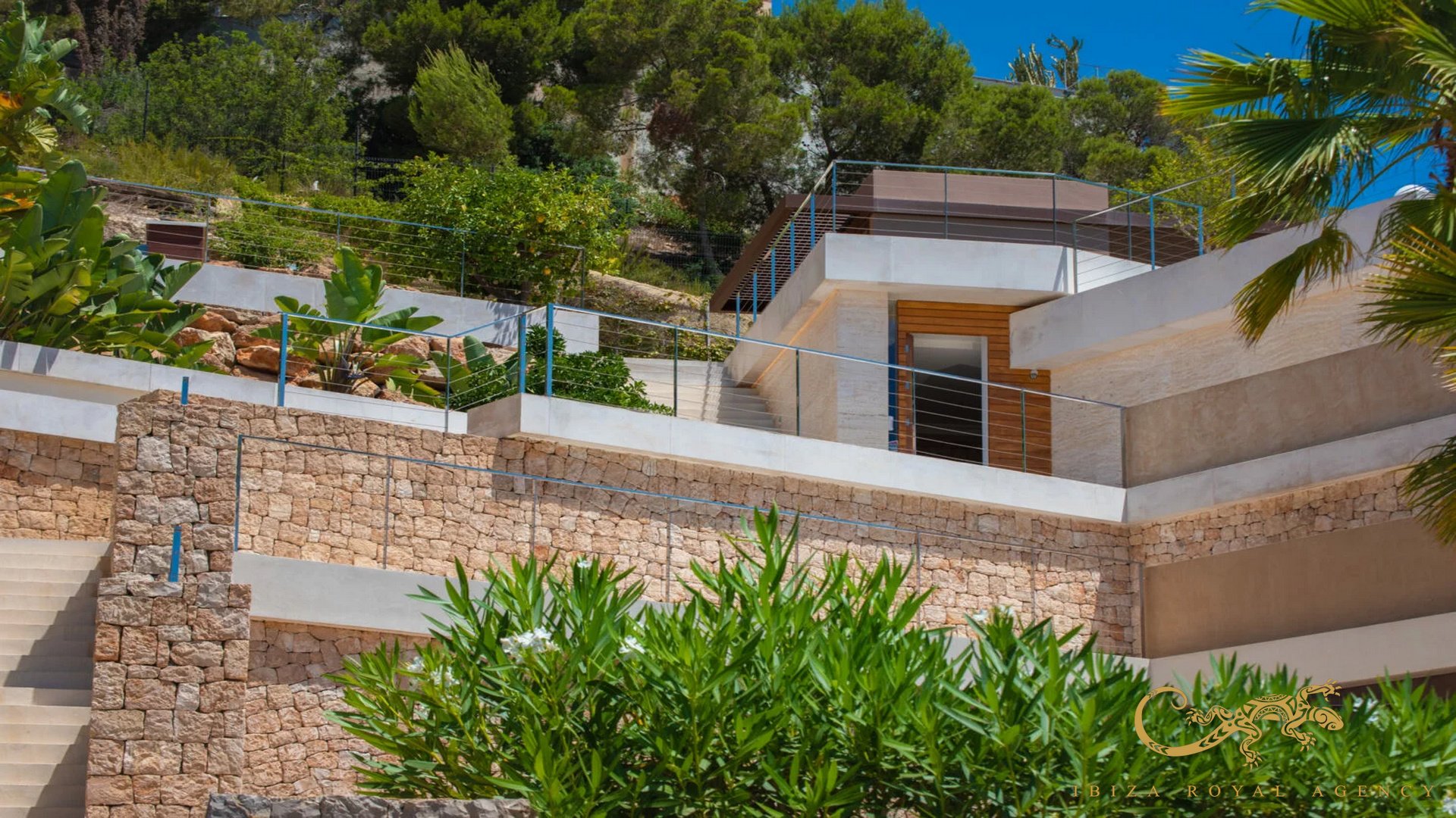 Immobilie in Jesus, Ibiza, Spanien 6 Schlafzimmer, 461 m2 Nr. 130028