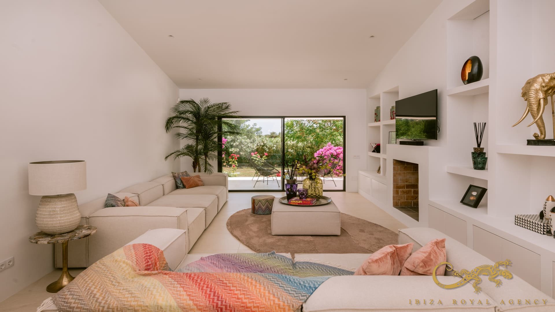 Villa en Jesus, Ibiza, España 5 dormitorios, 450 m2 No. 130012