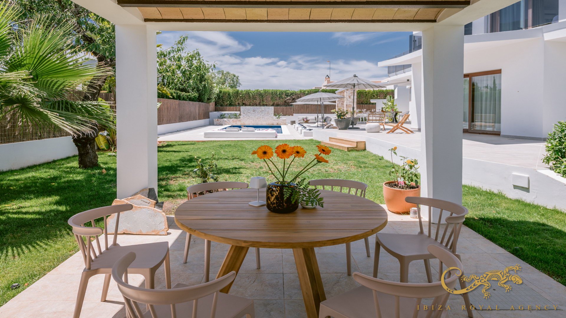 Villa i Sa Carroca, Ibiza, Spanien 4 sovrum, 325 kvm. Nr. 130016