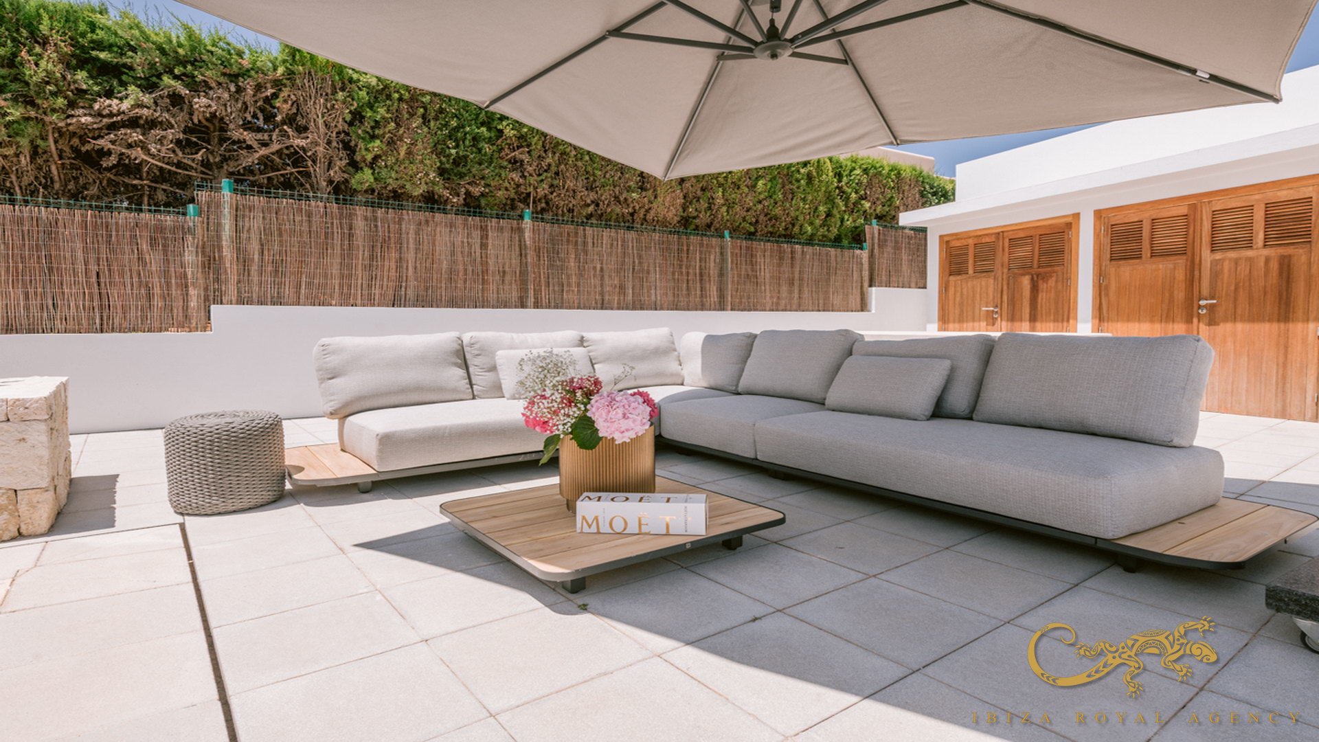 Villa i Sa Carroca, Ibiza, Spanien 4 sovrum, 325 kvm. Nr. 130016