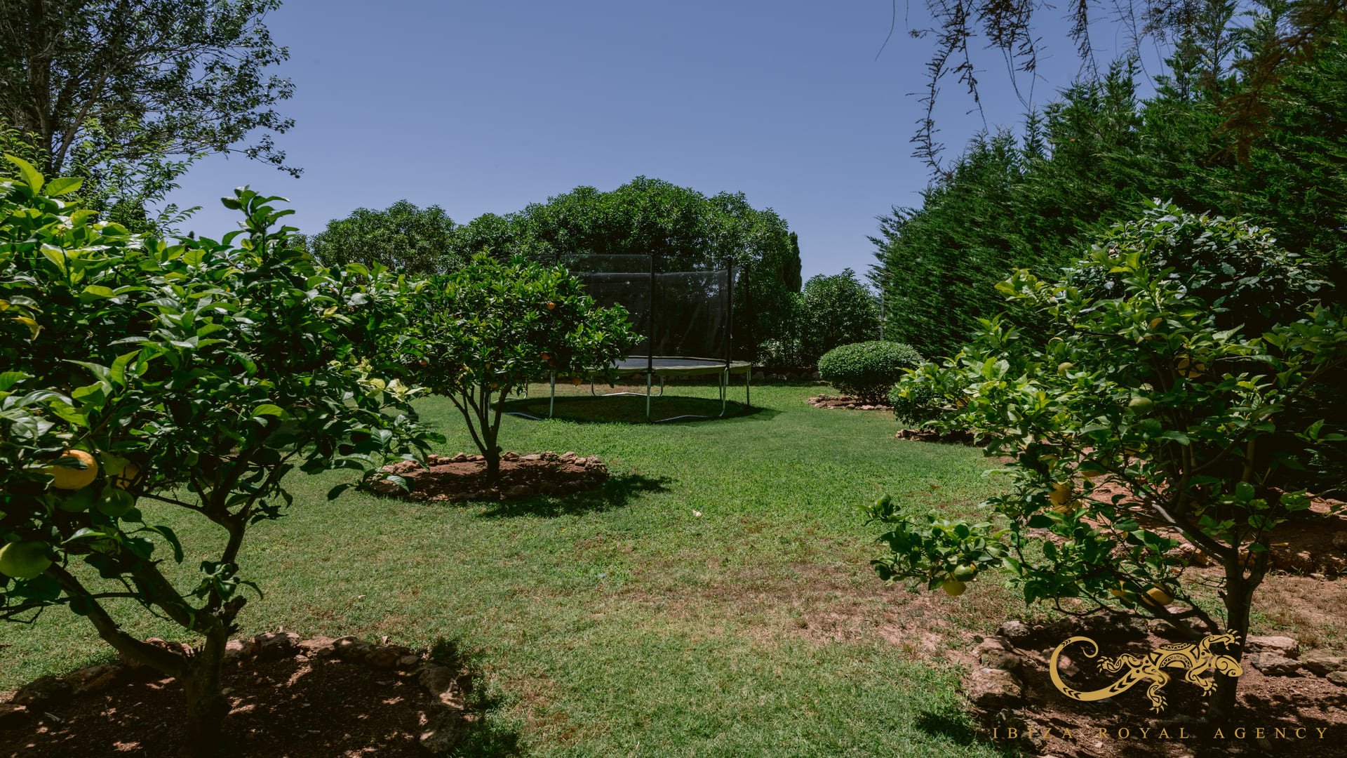 Villa en Jesus, Ibiza, España 5 dormitorios, 450 m2 No. 130012
