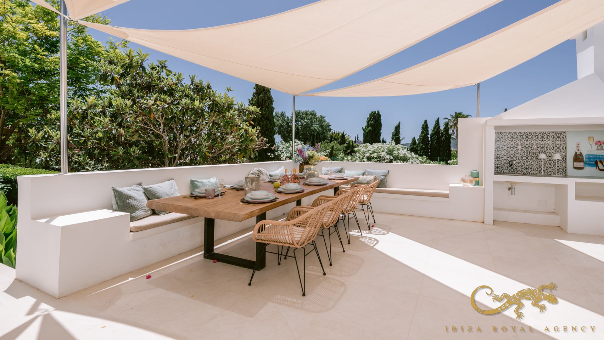 Villa en Jesus, Ibiza, España 5 dormitorios, 450 m2 No. 130012