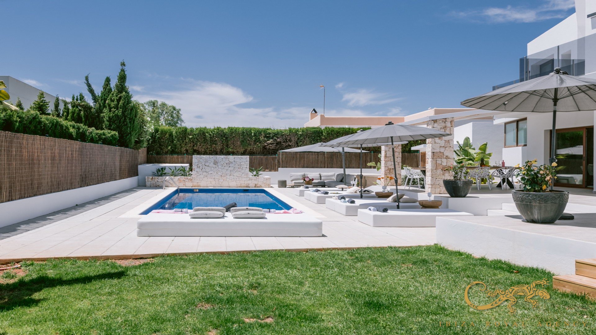 Villa i Sa Carroca, Ibiza, Spanien 4 sovrum, 325 kvm. Nr. 130016