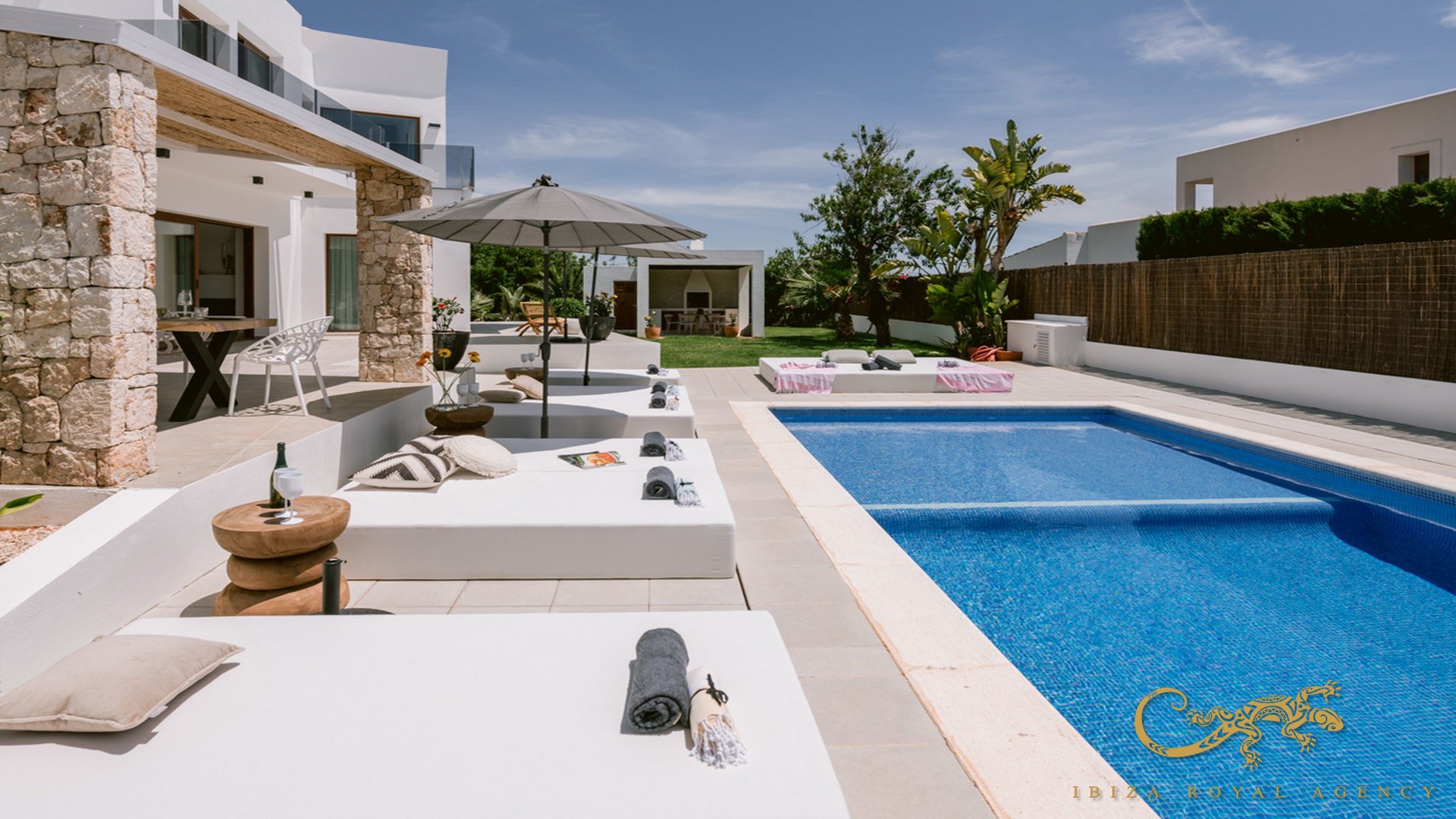 Villa i Sa Carroca, Ibiza, Spanien 4 sovrum, 325 kvm. Nr. 130016
