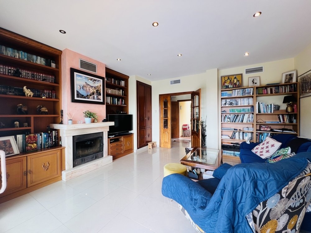 Villa in Palmanova, Mallorca, Spain 6 bedrooms, 282 sq.m. No. 129961