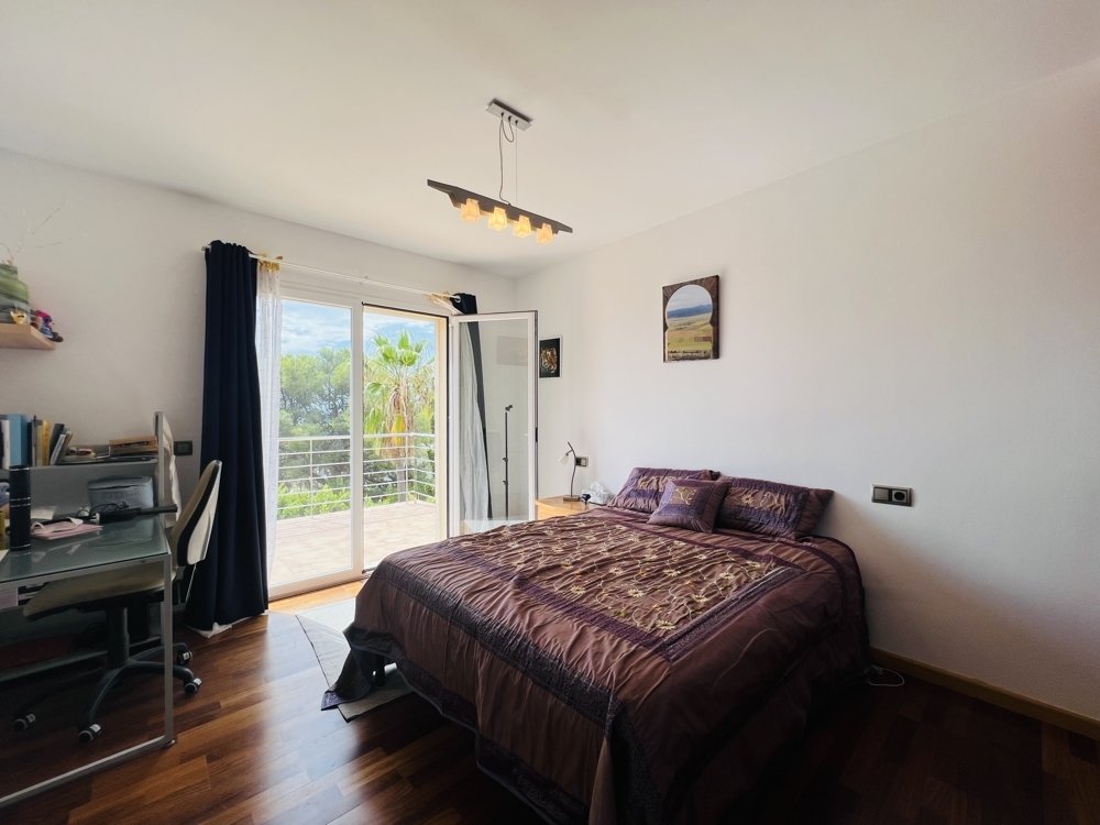 Villa in Palmanova, Mallorca, Spain 6 bedrooms, 282 sq.m. No. 129961