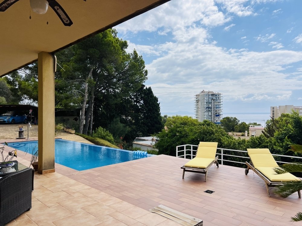 Villa in Palmanova, Mallorca, Spain 6 bedrooms, 282 sq.m. No. 129961