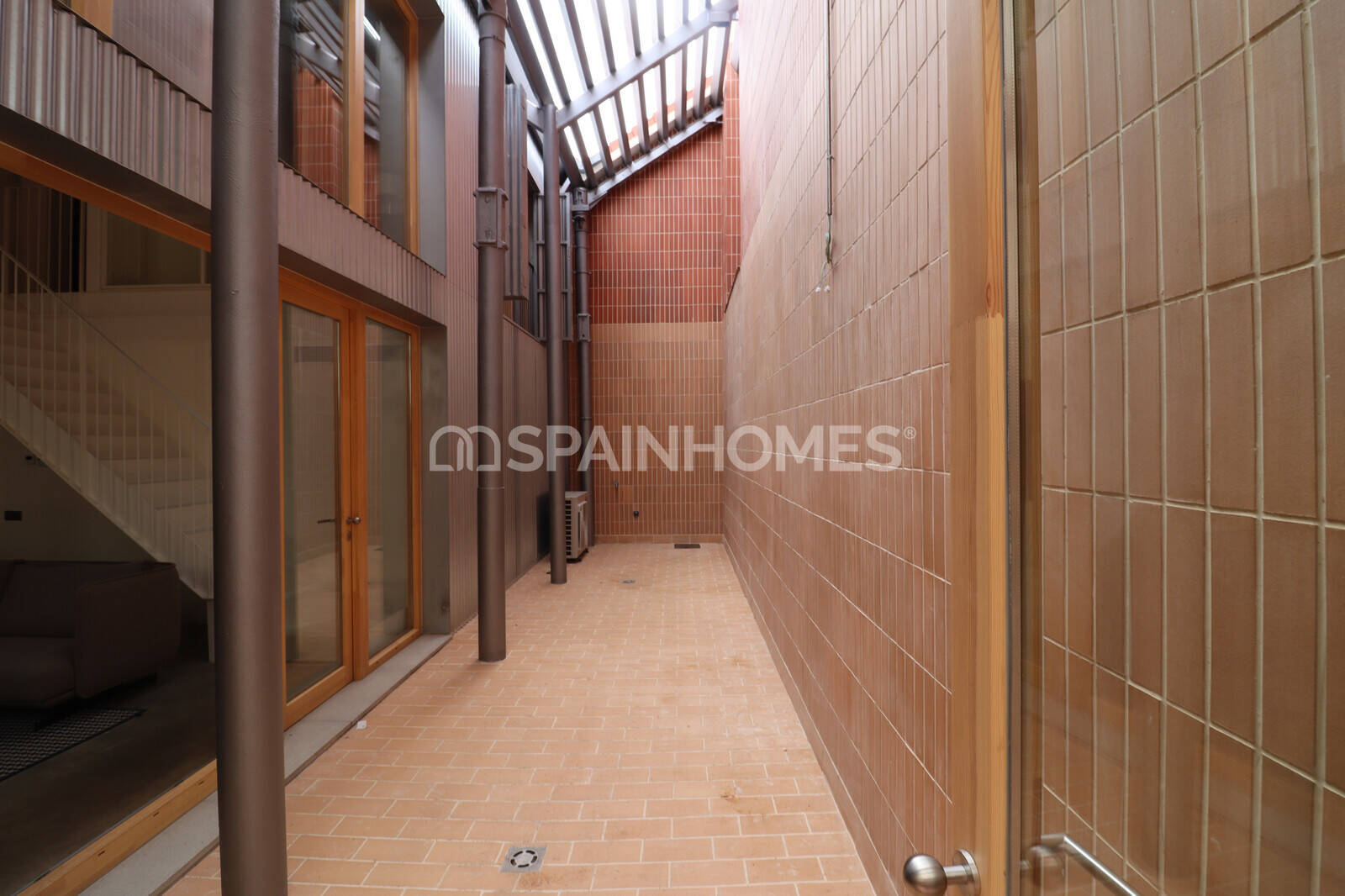 Villa in Barcelona, Spain 2 bedrooms, 76 sq.m. No. 131158