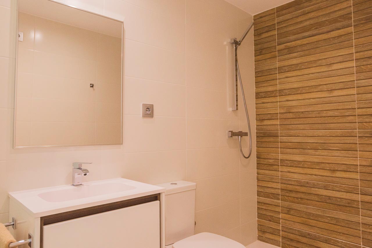 Bungalow in Alicante, Spain 2 bedrooms, 82 sq.m. No. 129049