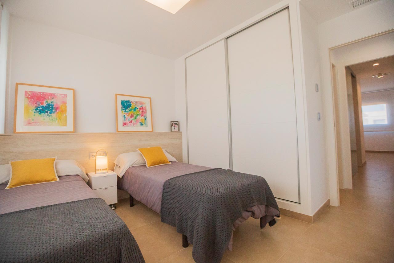 Bungalow in Alicante, Spain 2 bedrooms, 82 sq.m. No. 129049