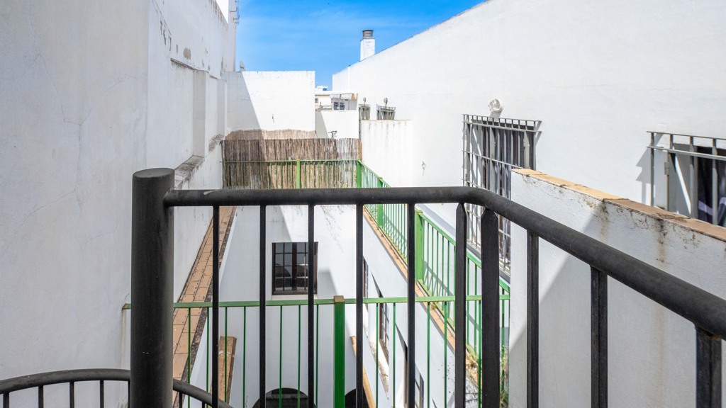 Duplex in El Puerto de Santa Maria, Cadiz, Spain 2 bedrooms, 106 sq.m. No. 121780
