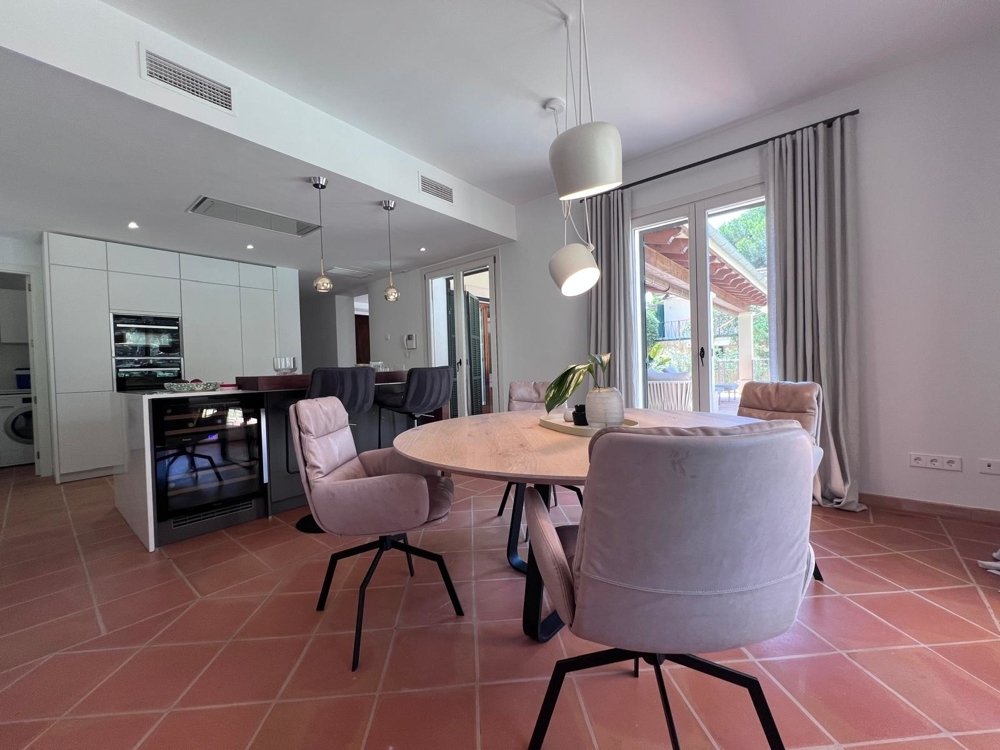 Villa a Santa Ponsa, Mallorca, Spagna 3 camere da letto, 210 mq. N° 130111