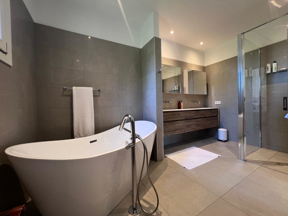 Villa a Santa Ponsa, Mallorca, Spagna 3 camere da letto, 210 mq. N° 130111